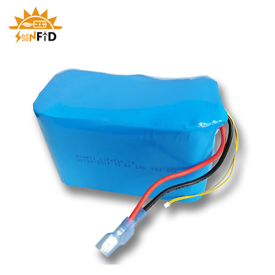 diodo emissor de luz solar recarregável do bloco 8S1P da bateria de lítio de 25.6v 6Ah que ilumina o bloco da bateria LifePO4